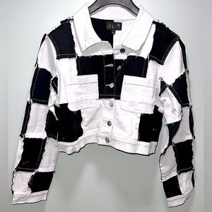 Delia*s juniors crop denim black and white checkered pattern jacket size XL